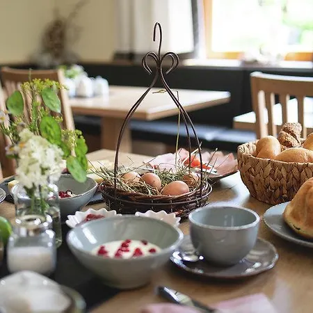 Schusterhof-pondorfer Farm stay Doelsach